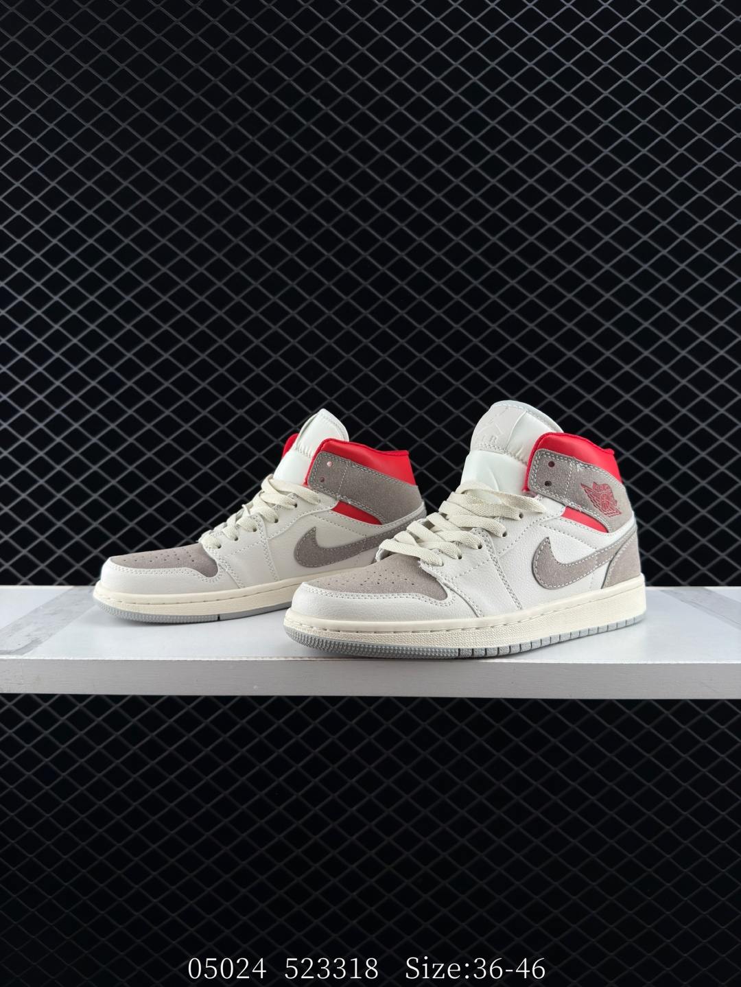 Nike Air Jordan 1 Retro High OG”Black/White“